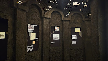 Schindler factory exhibition : Exhibit depicting the Kraków Ghetto at the Schindler Factory Museum – walls, deportations, and life under Nazi occupation.